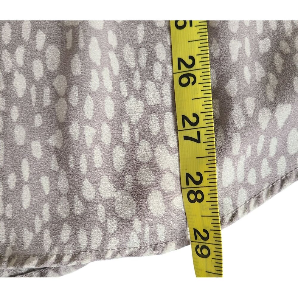 Torrid Harper Women's Size 2 Gray White Polka Dot Blouse Short Flutter Sleeve - Picture 10 of 10